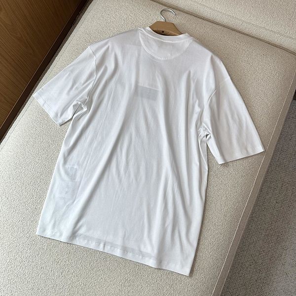 新色☆希少 プラダ ロゴ Tシャツ スーパーコピー ホワイト puj38172